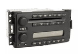 2005-2007 Saturn Relay Chevrolet Uplander OEM AM FM CD Radio 15209242