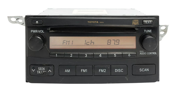 2004-2008 Toyota Matrix AM FM Radio OEM CD Player 8612002400 Face A51816